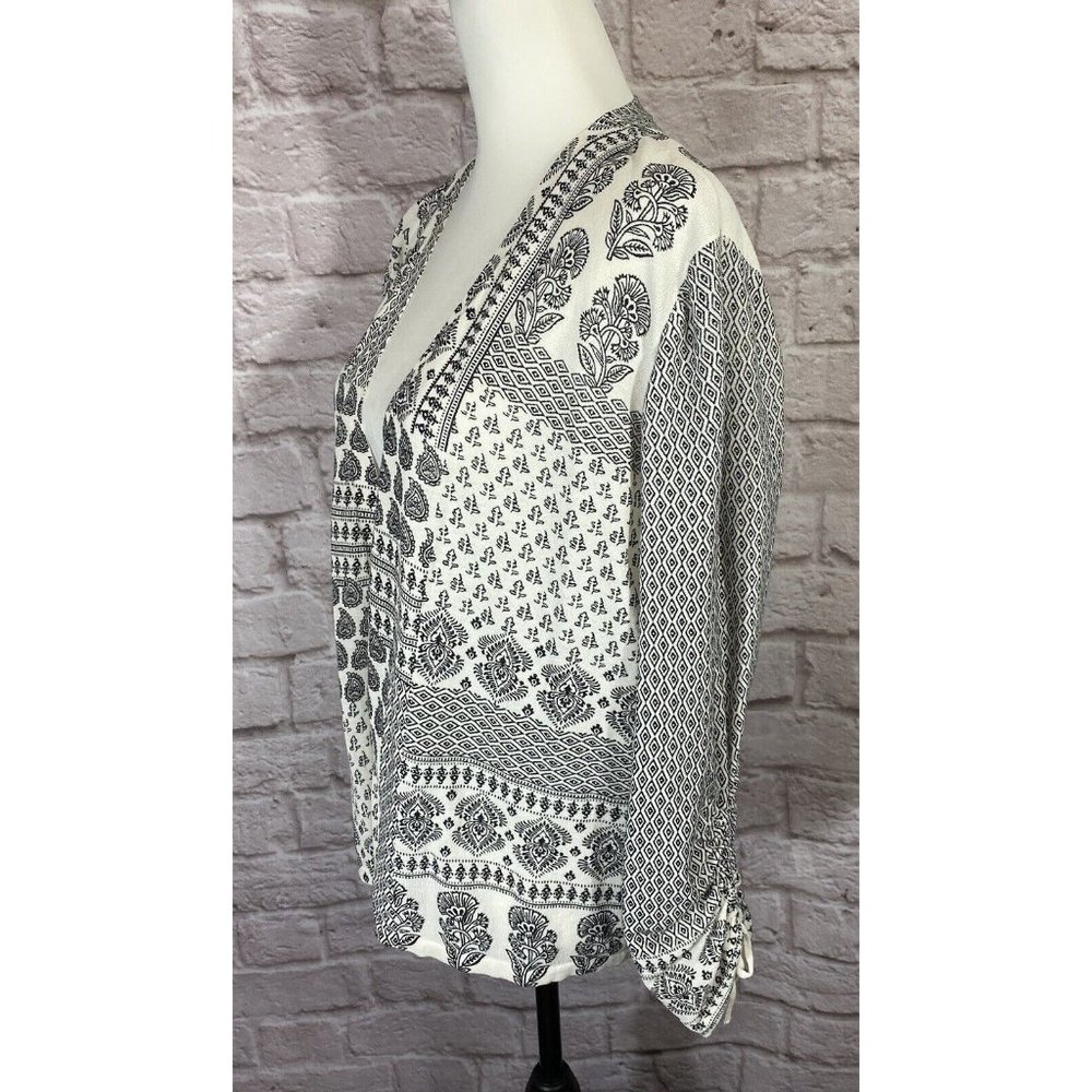 CHICOS Cardigan Sweater 3 XL Black White Handkerchief Print Ruched Sleeve 9424 - Picture 2 of 9